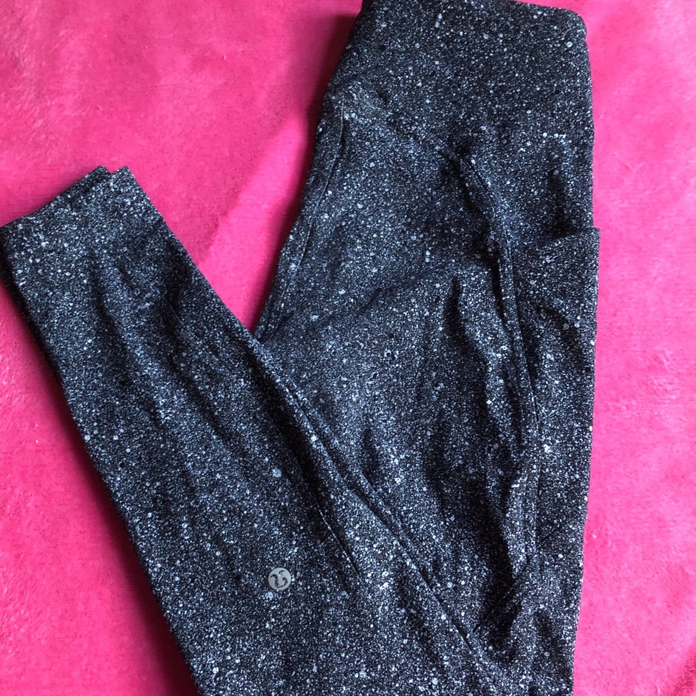 Lululemon Gray White Speed Pants 🖤